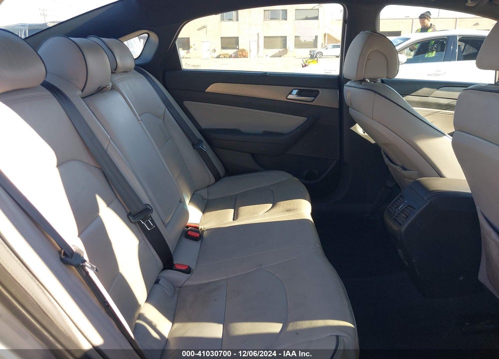 2015 HYUNDAI SONATA SPORT 2.0T VIN: 5NPE34AB0FH057198