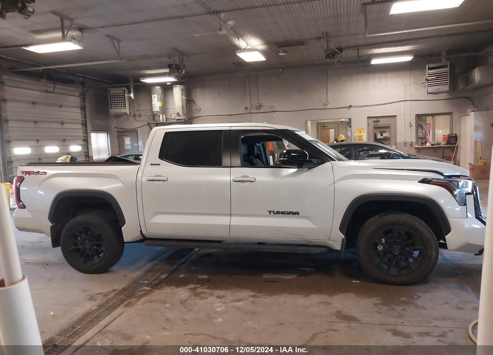 2024 TOYOTA TUNDRA VIN: 5TFWA5DB2RX223158