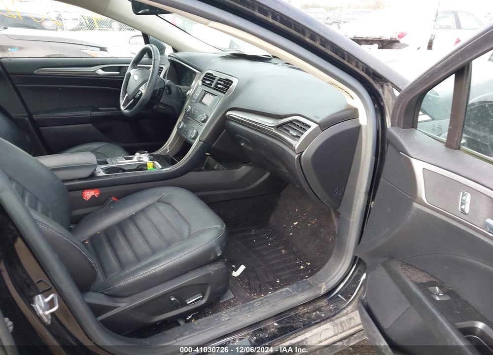 2017 FORD FUSION VIN: 3FA6P0T93HR275069