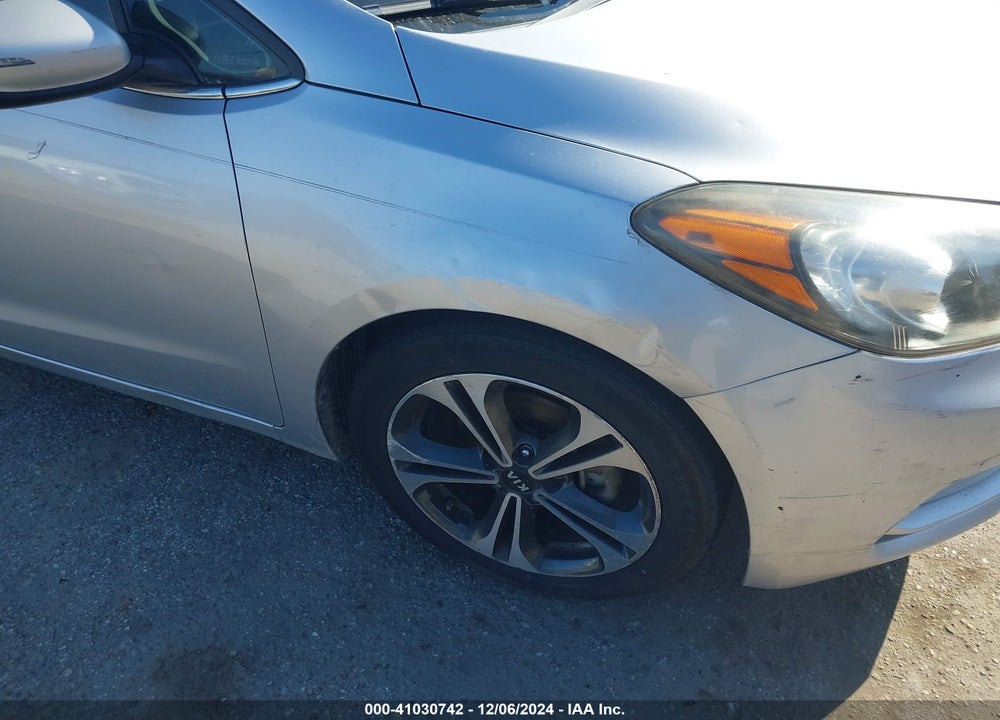 2014 KIA FORTE EX VIN: KNAFZ4A88E5077864
