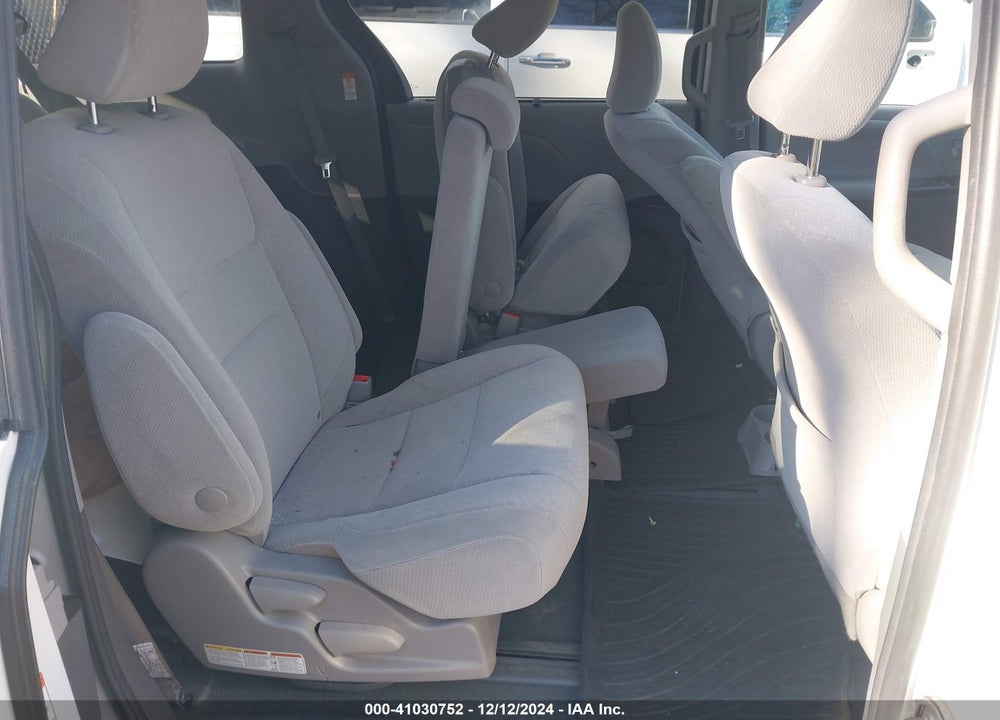 2020 TOYOTA SIENNA LE VIN: 5TDKZ3DC9LS057335