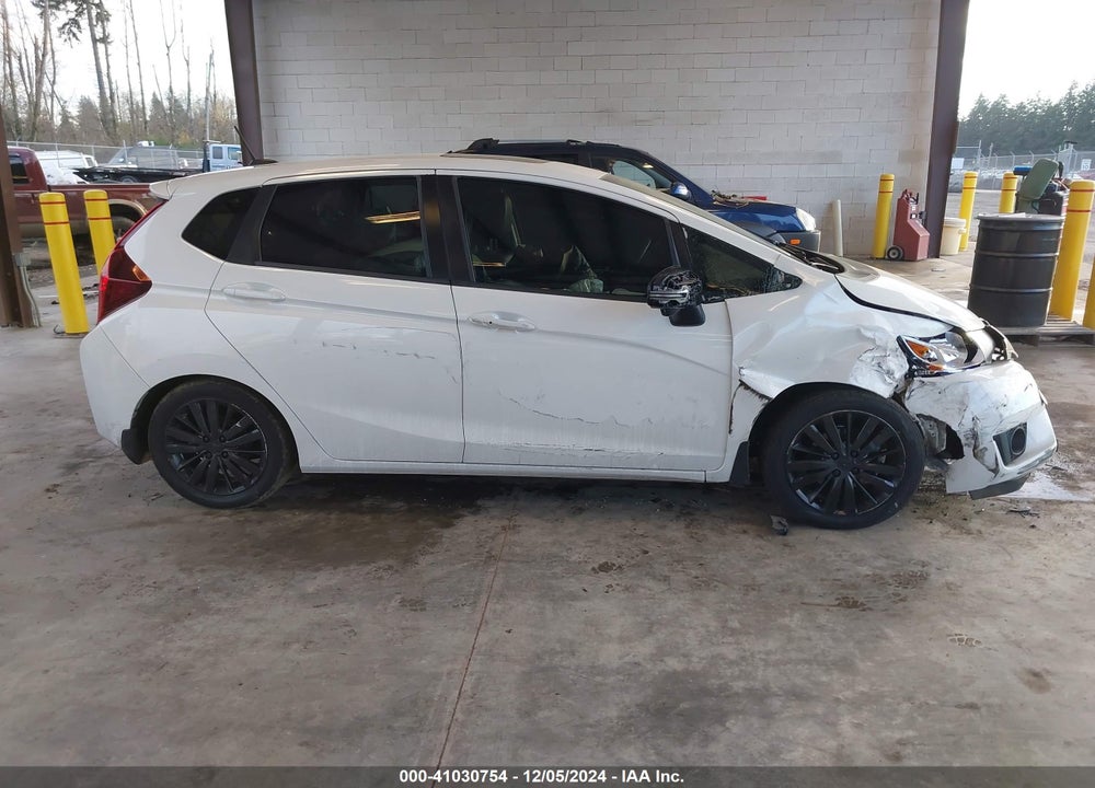 2015 HONDA FIT EX/EX-L VIN: 3HGGK5H81FM769856