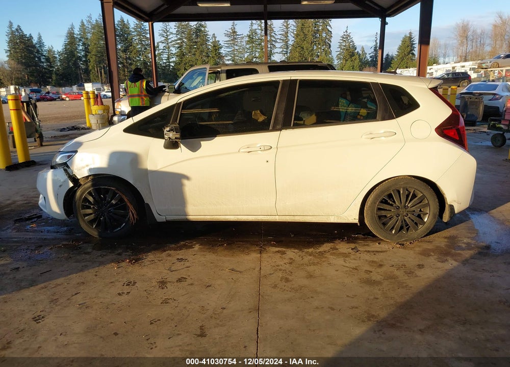 2015 HONDA FIT EX/EX-L VIN: 3HGGK5H81FM769856