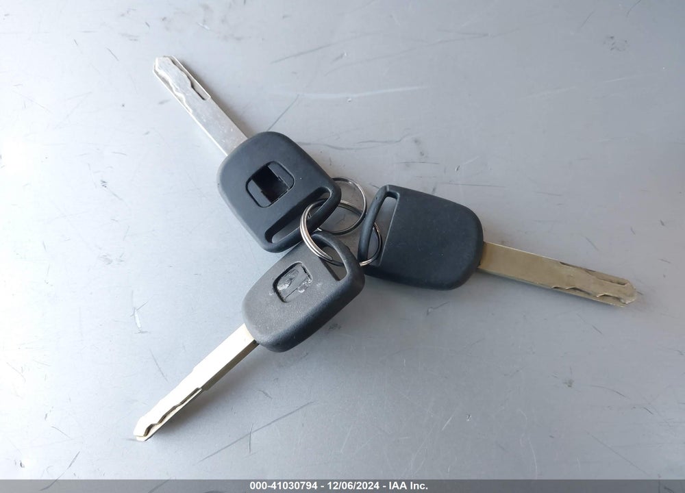 2005 HONDA CIVIC VP VIN: 1HGEM22195L028821