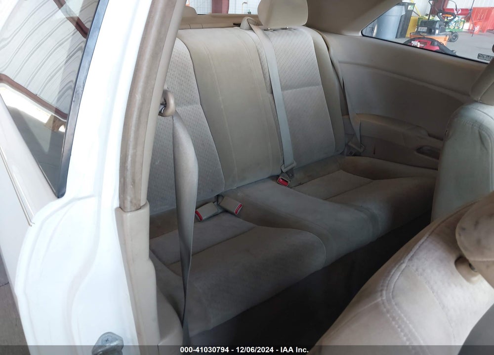 2005 HONDA CIVIC VP VIN: 1HGEM22195L028821