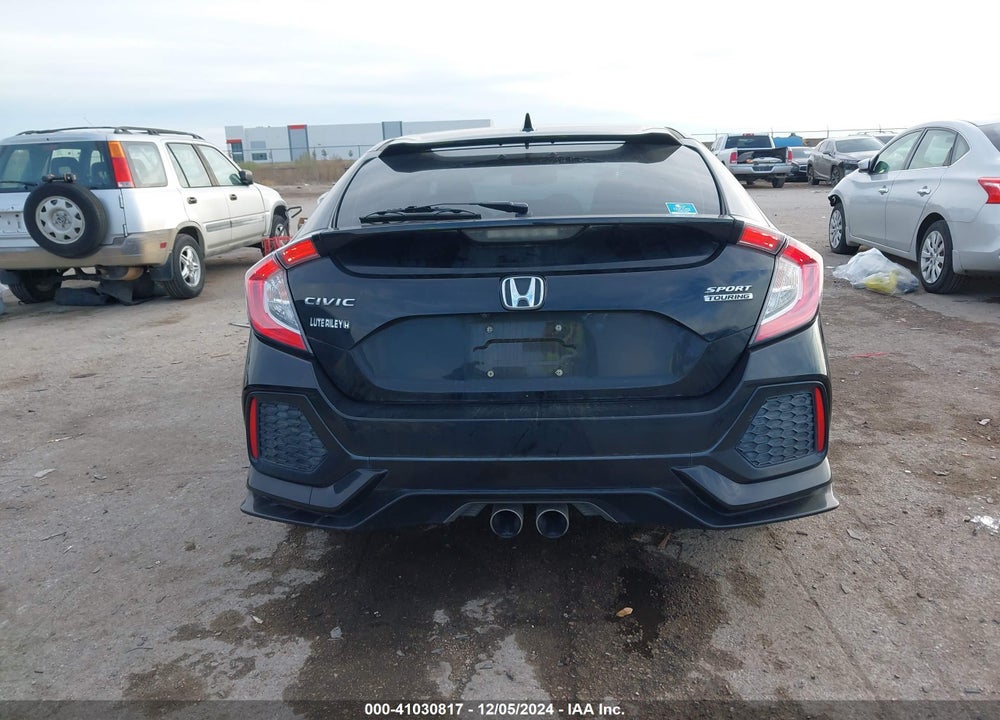 2018 HONDA CIVIC SPORT TOURING VIN: SHHFK7H97JU221886