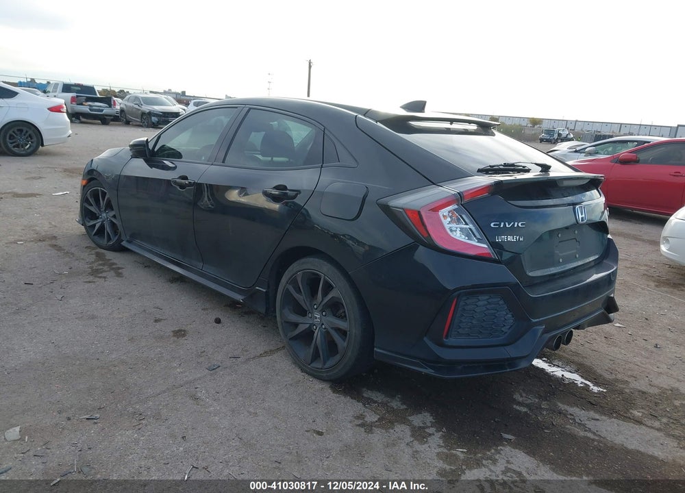2018 HONDA CIVIC SPORT TOURING VIN: SHHFK7H97JU221886
