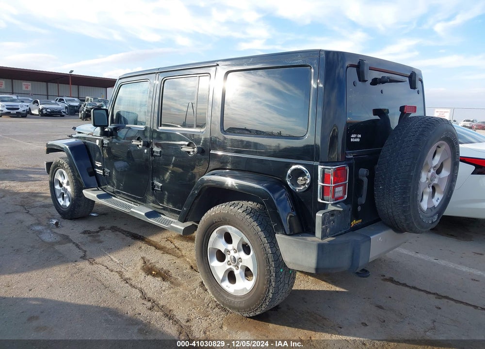 2014 JEEP WRANGLER UNLIMITED SAHARA VIN: 1C4BJWEG8EL116941