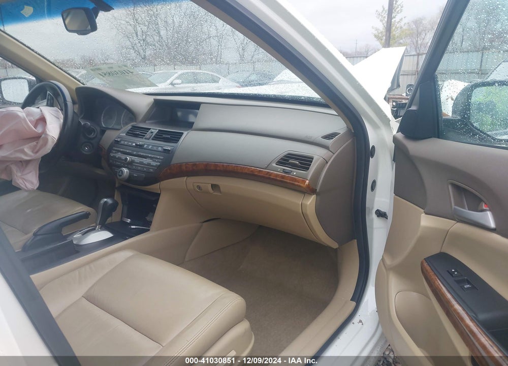 2010 HONDA ACCORD 3.5 EX-L VIN: 1HGCP3F88AA026415