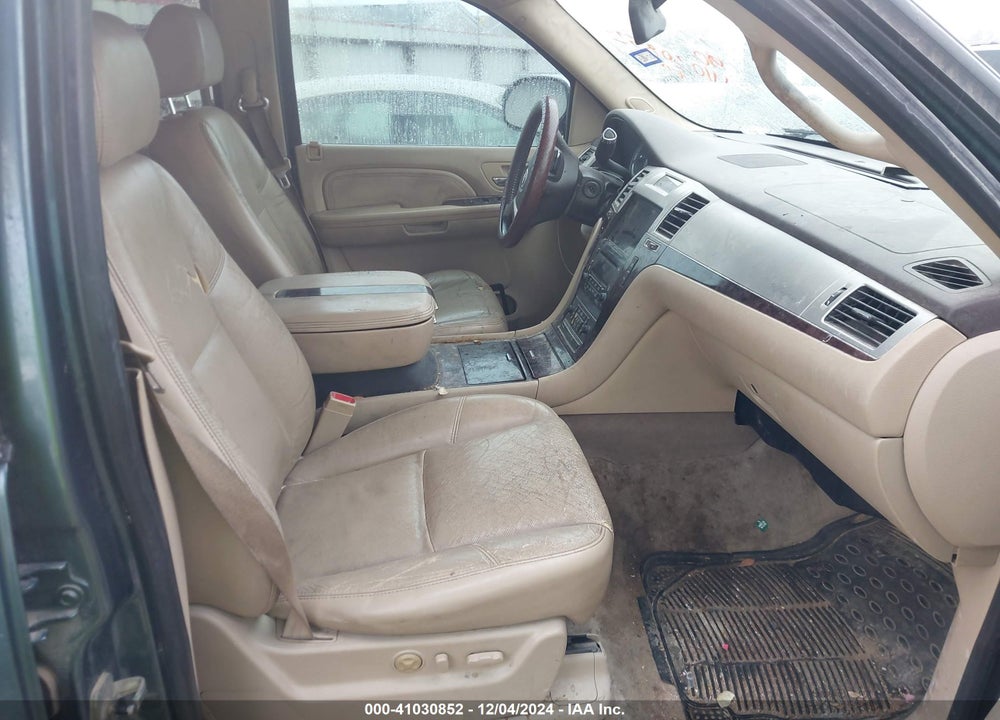 2009 CADILLAC ESCALADE ESV STANDARD VIN: 1GYFC162X9R163077