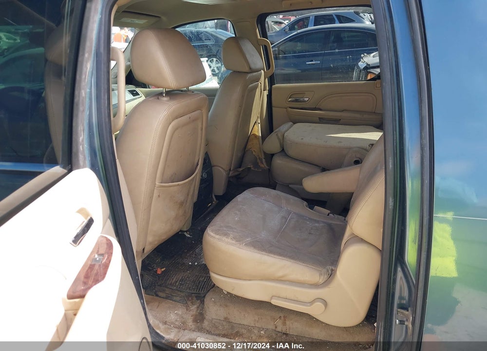 2009 CADILLAC ESCALADE ESV STANDARD VIN: 1GYFC162X9R163077