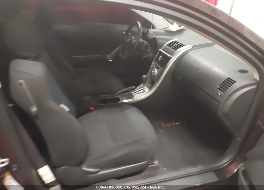 2009 TOYOTA SCION TC VIN: JTKDE167X90279556