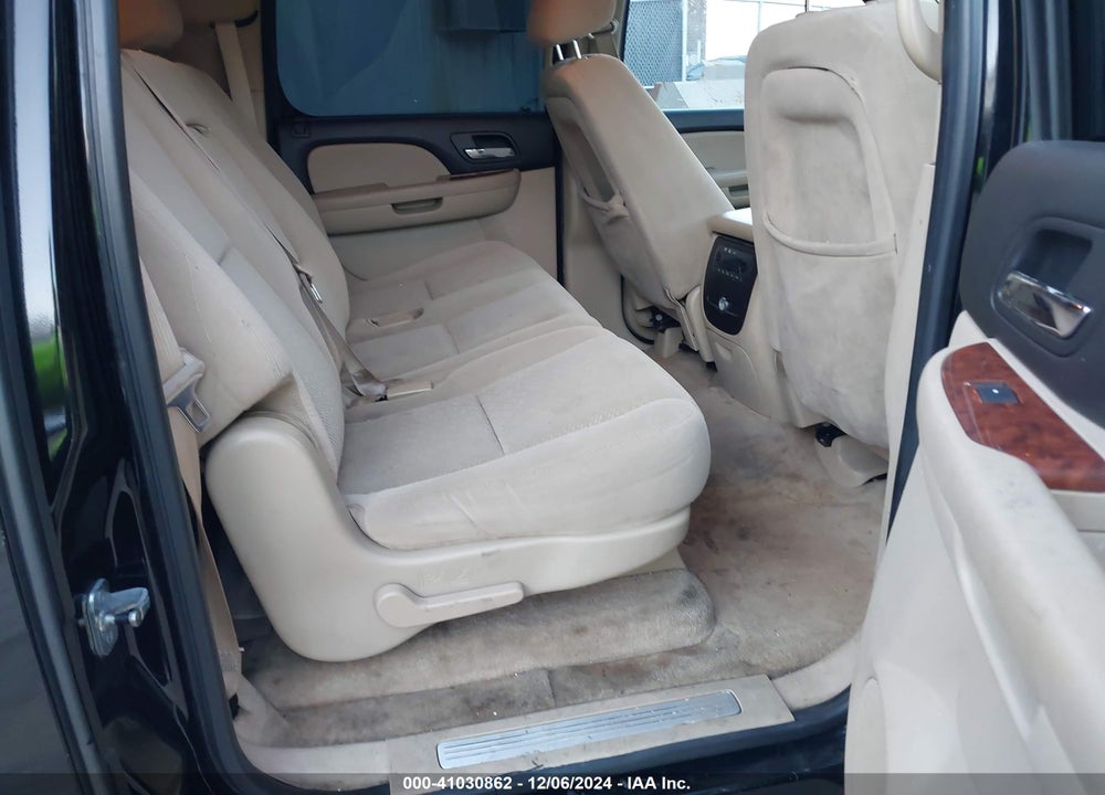 2007 CHEVROLET SUBURBAN 1500 LT VIN: 3GNFK163X7G181665