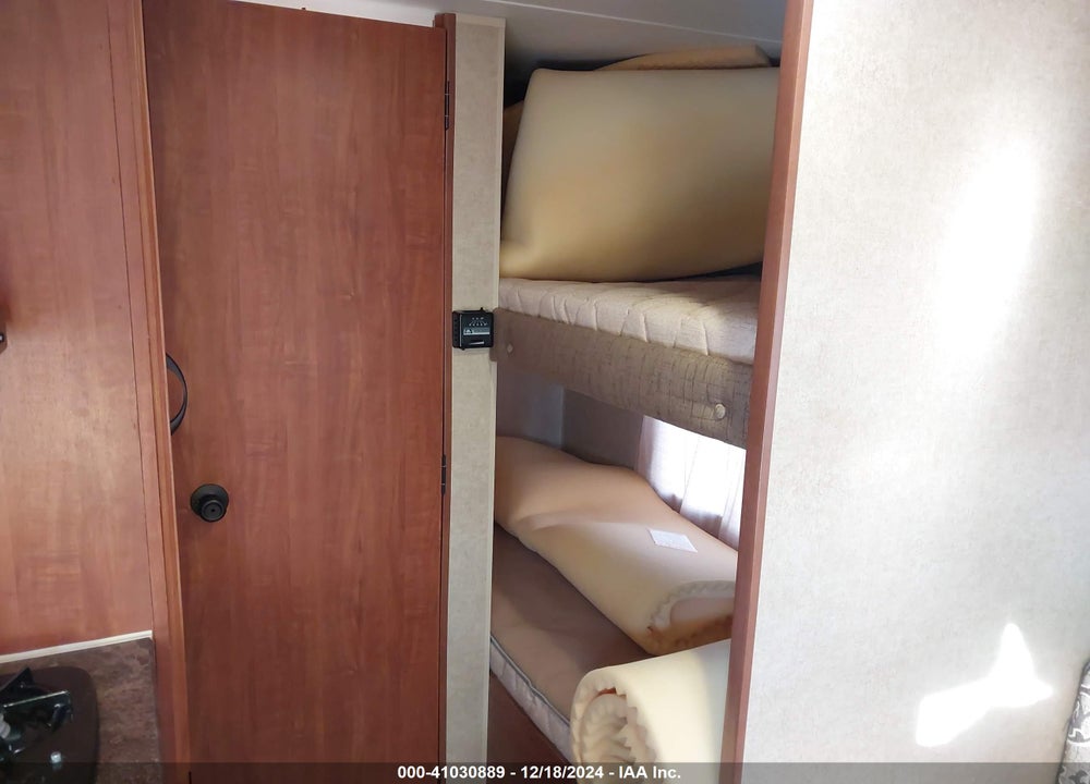 2014 JAYCO JAYFLIGHT 184BH VIN: 1UJBJ0AJ5E17E0508
