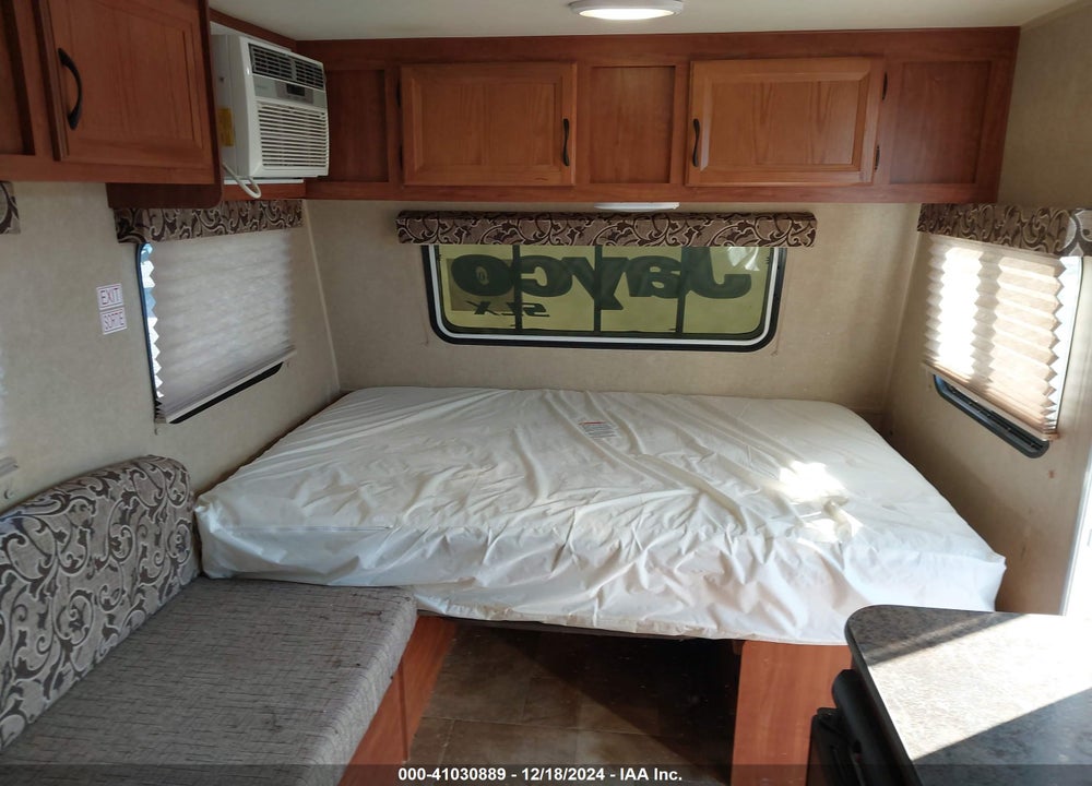 2014 JAYCO JAYFLIGHT 184BH VIN: 1UJBJ0AJ5E17E0508