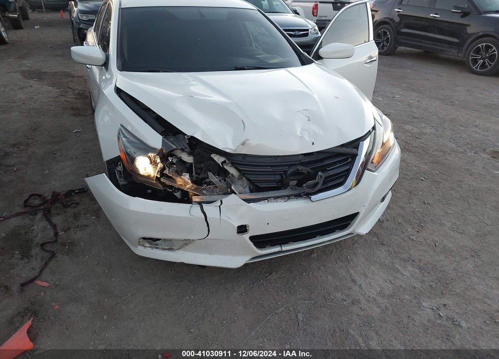 2016 NISSAN ALTIMA 2.5 SR VIN: 1N4AL3AP1GC211019