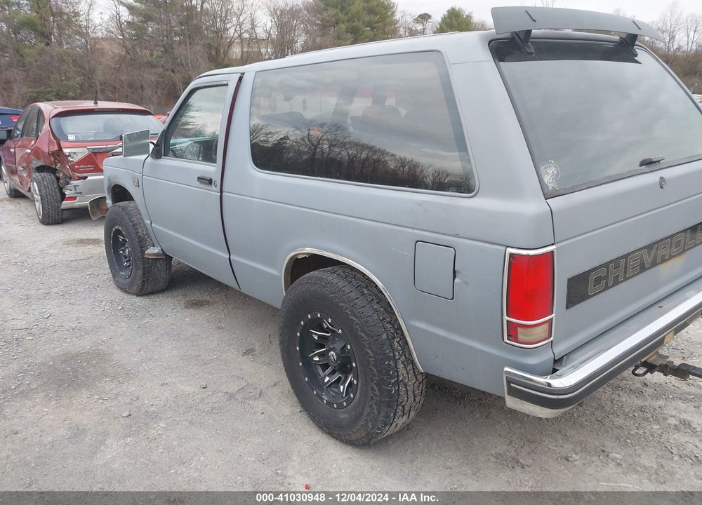 1990 CHEVROLET BLAZER S10 VIN: 1GNCT18Z2L0111061