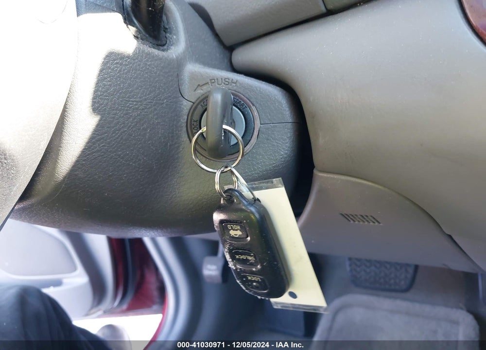 2005 TOYOTA CAMRY XLE VIN: 4T1BE32K85U420112