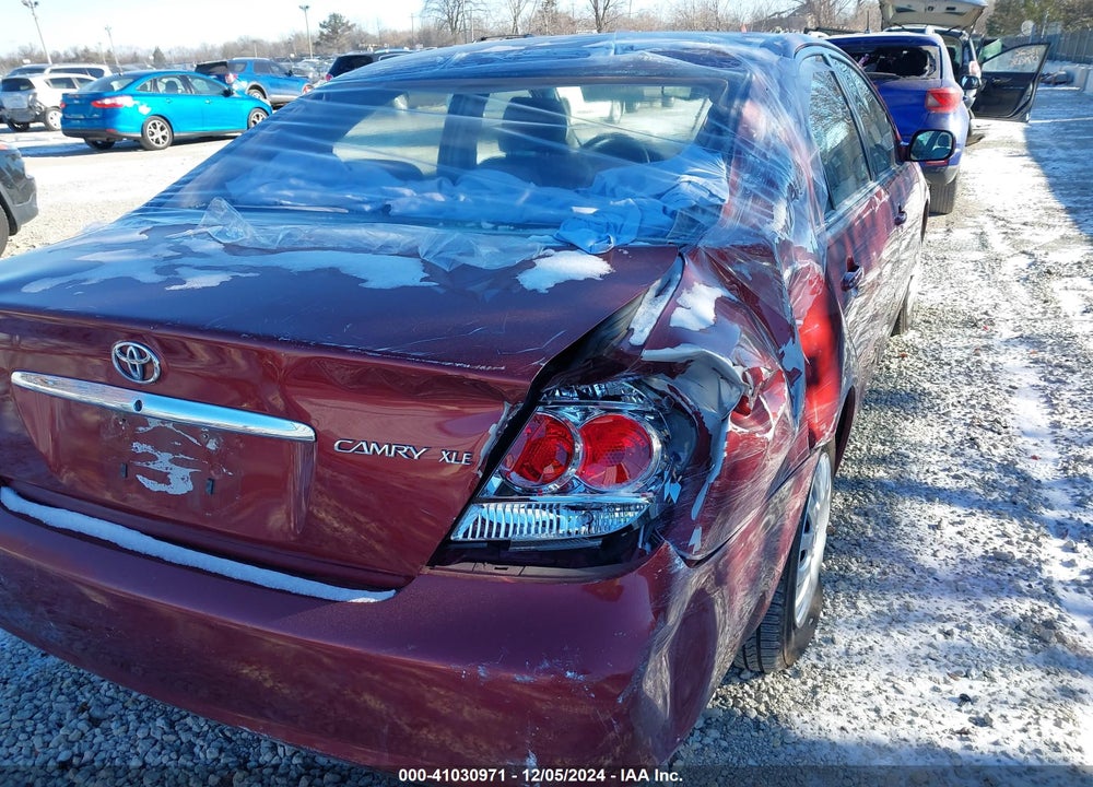 2005 TOYOTA CAMRY XLE VIN: 4T1BE32K85U420112