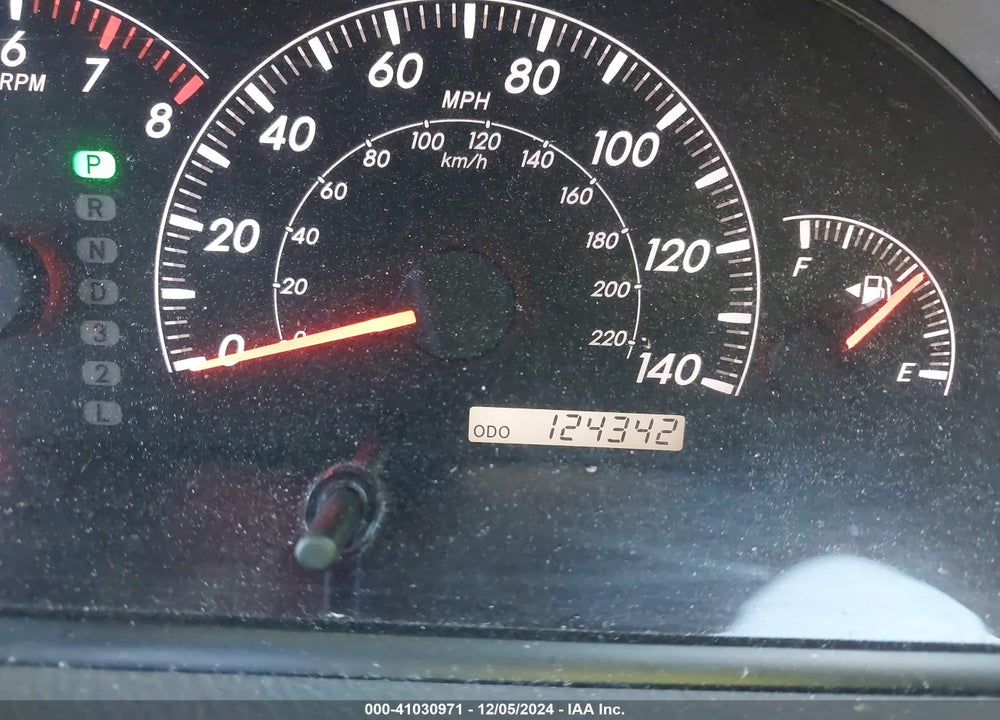 2005 TOYOTA CAMRY XLE VIN: 4T1BE32K85U420112