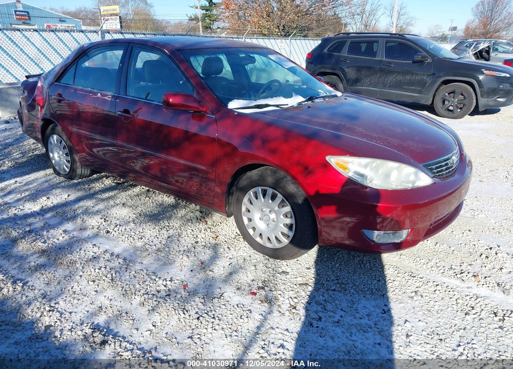 2005 TOYOTA CAMRY XLE VIN: 4T1BE32K85U420112