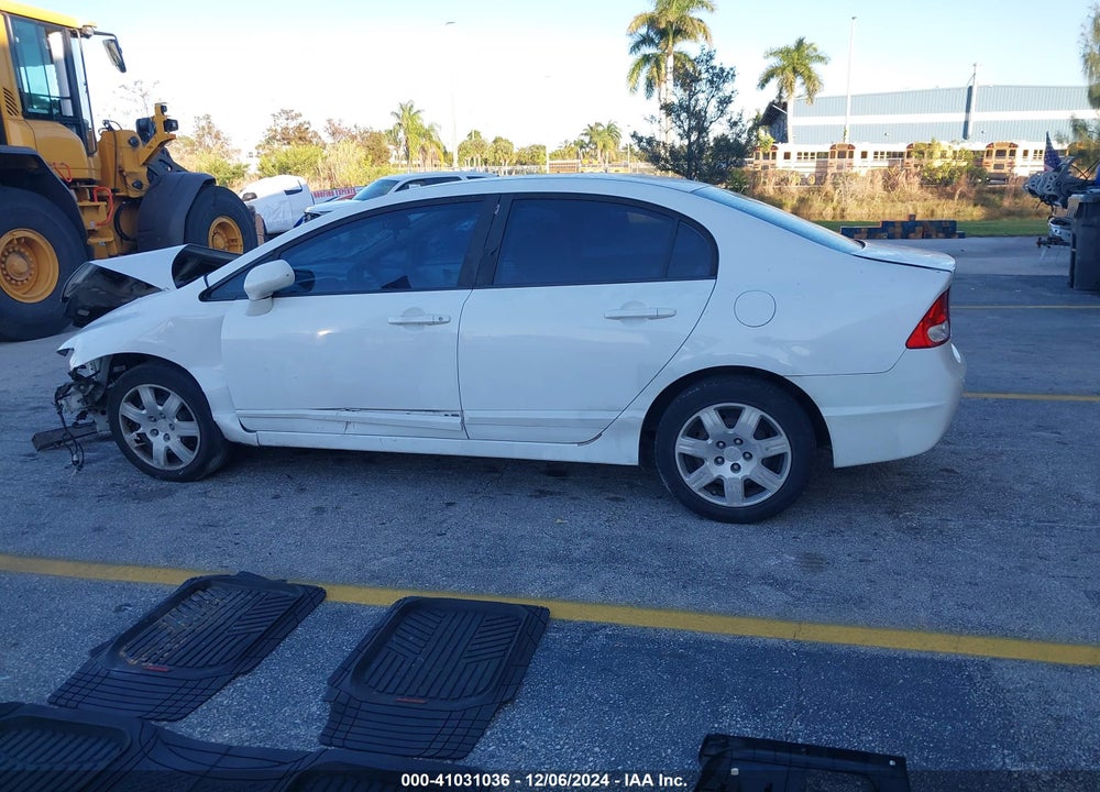 2011 HONDA CIVIC LX VIN: 19XFA1F57BE031823