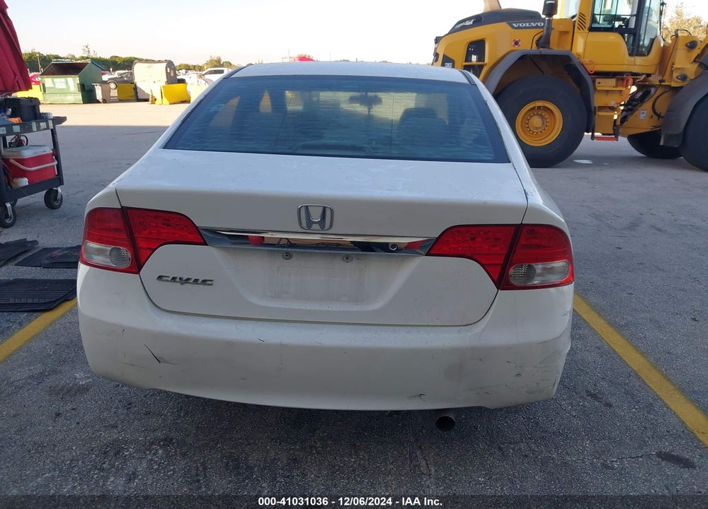 2011 HONDA CIVIC LX VIN: 19XFA1F57BE031823