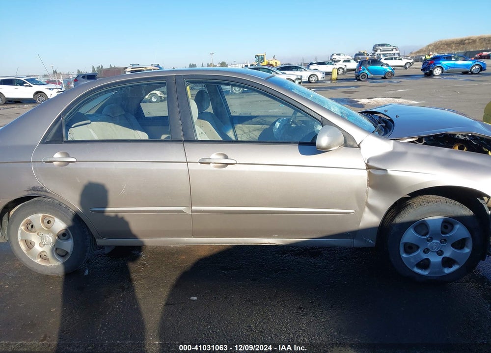 2008 KIA SPECTRA EX VIN: KNAFE121485492809