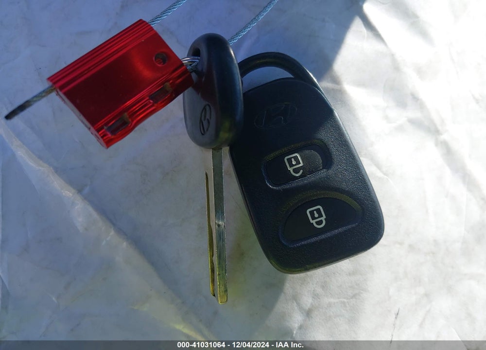 2017 HYUNDAI ACCENT SE VIN: KMHCT4AE6HU180557