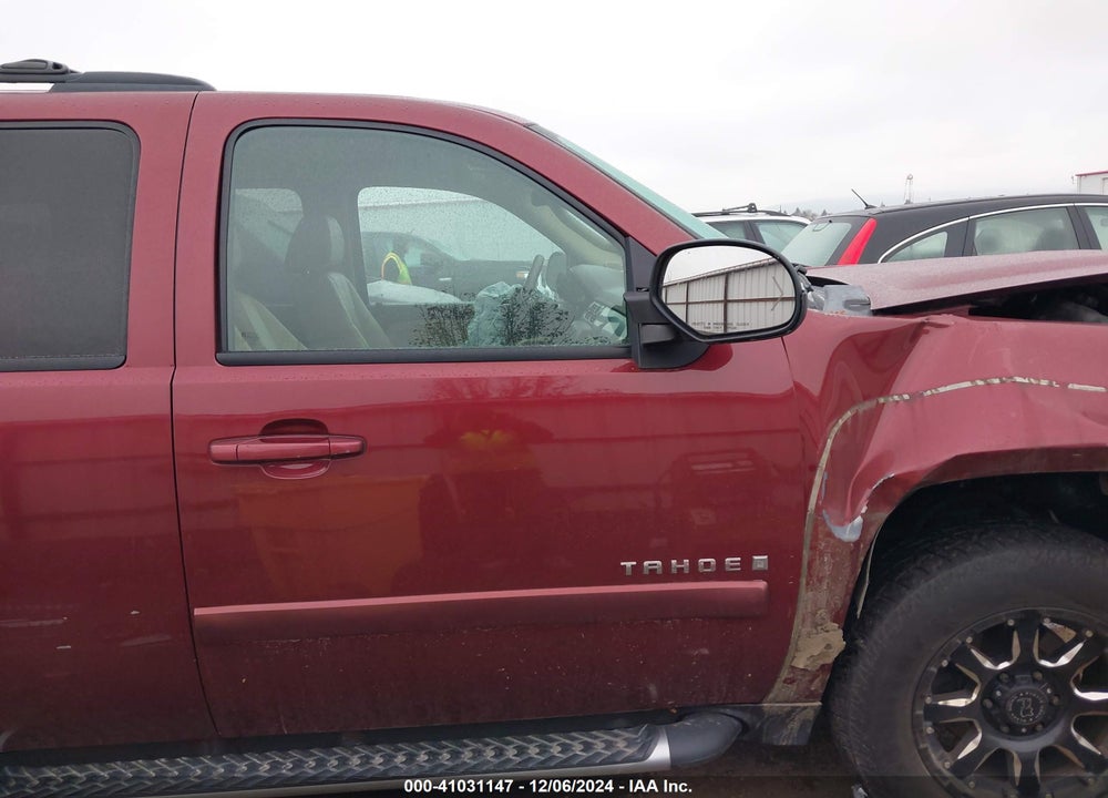 2009 CHEVROLET TAHOE LT2 VIN: 1GNFK23039R175127