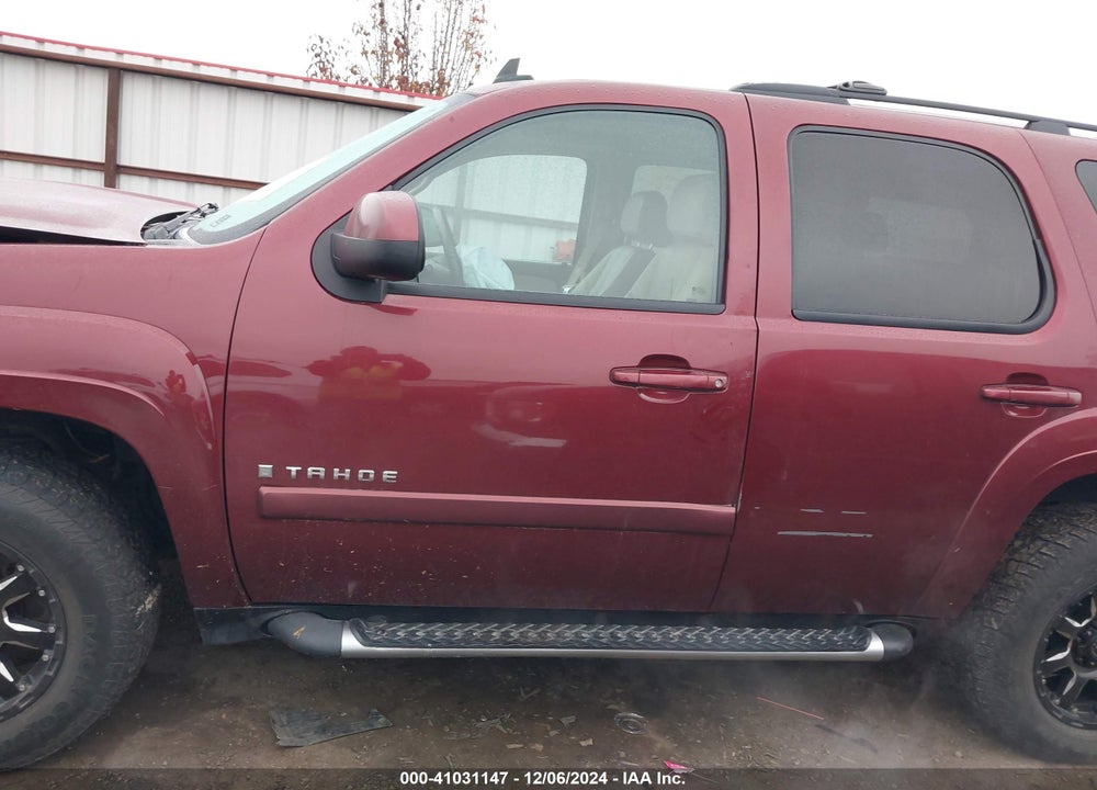 2009 CHEVROLET TAHOE LT2 VIN: 1GNFK23039R175127