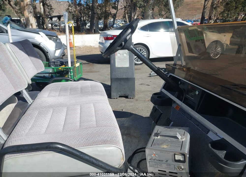 2009 CLUB CAR GOLF CART VIN: A9049231812