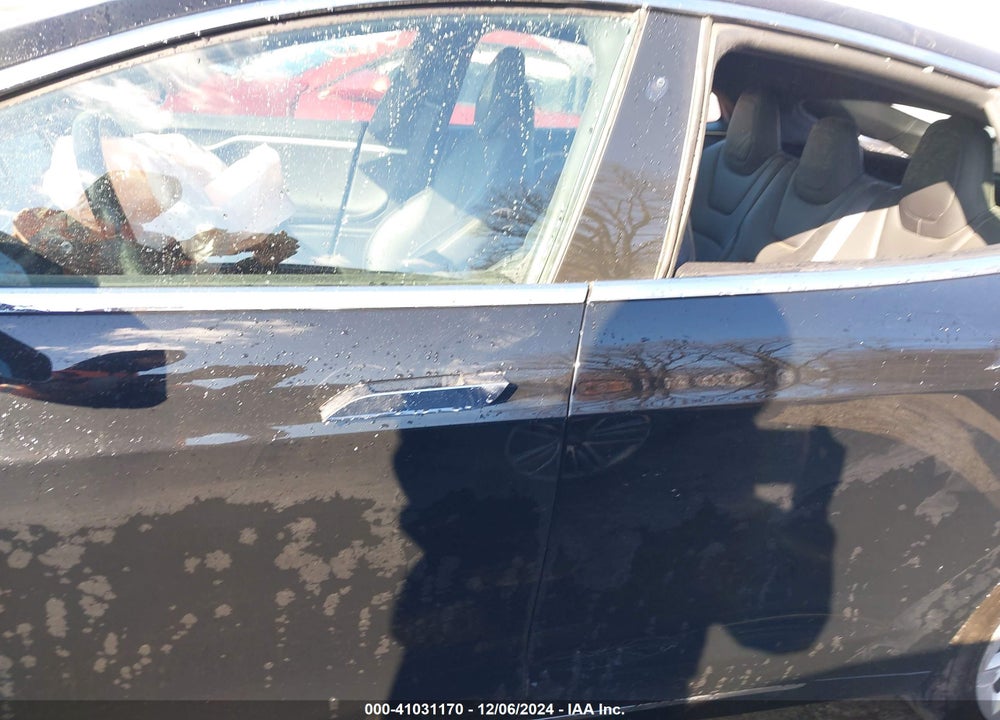 2018 TESLA MODEL S 100D/75D/P100D VIN: 5YJSA1E24JF246056
