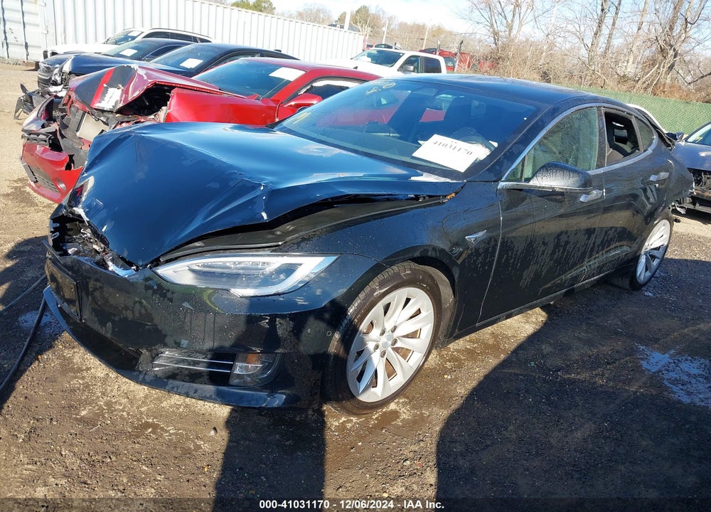 2018 TESLA MODEL S 100D/75D/P100D VIN: 5YJSA1E24JF246056