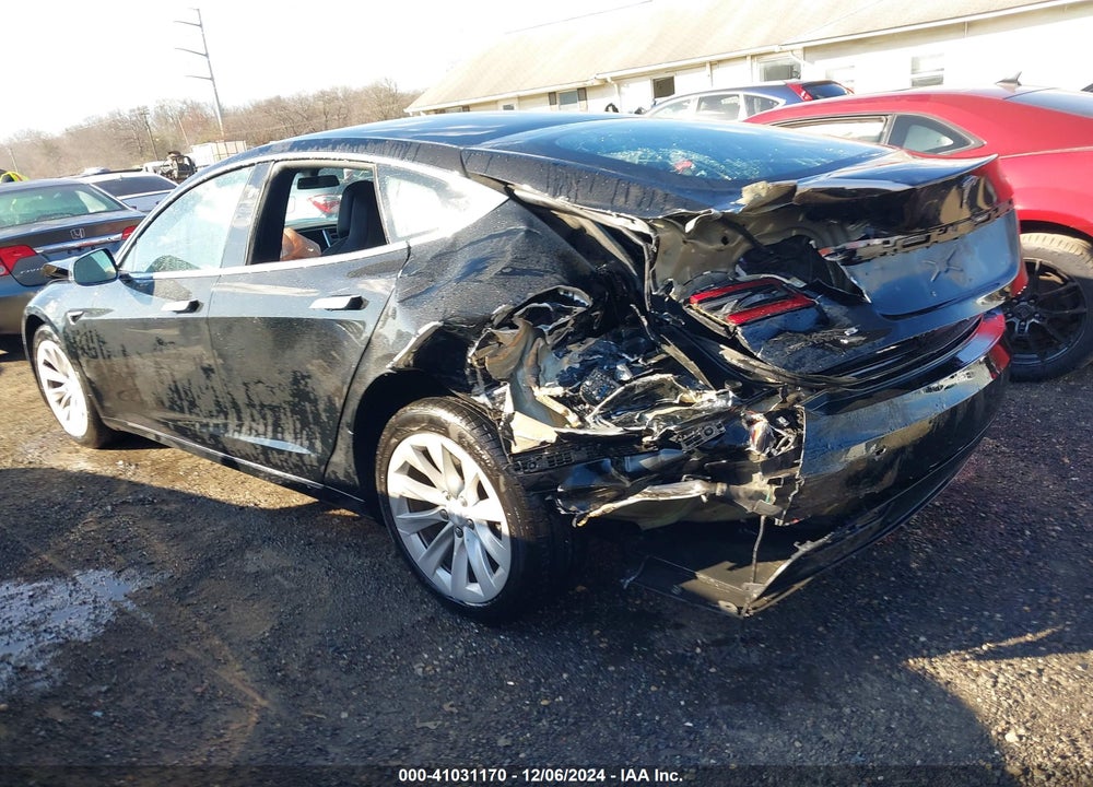 2018 TESLA MODEL S 100D/75D/P100D VIN: 5YJSA1E24JF246056