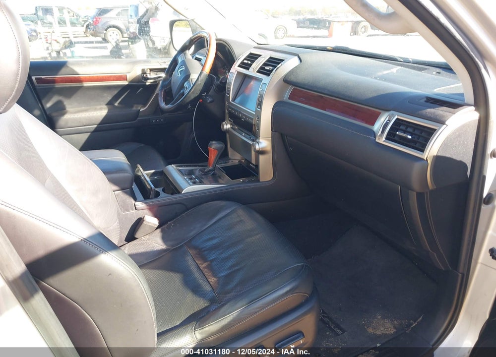 2010 LEXUS GX 460 VIN: JTJBM7FX9A5002812