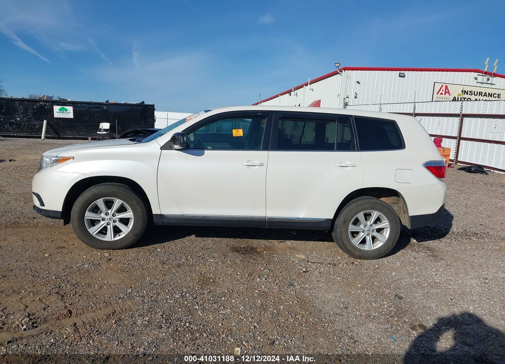 2013 TOYOTA HIGHLANDER BASE V6 VIN: 5TDZK3EH5DS122468