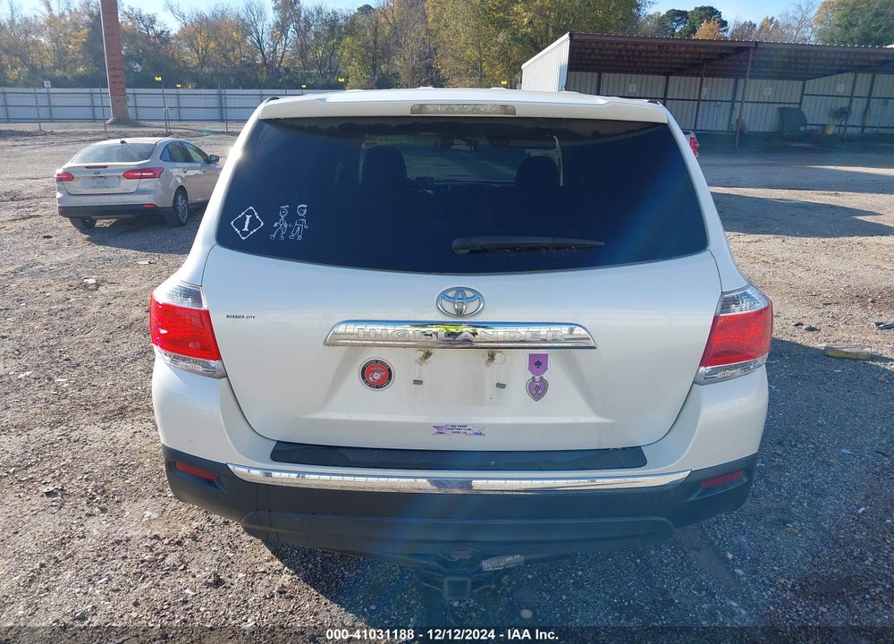 2013 TOYOTA HIGHLANDER BASE V6 VIN: 5TDZK3EH5DS122468