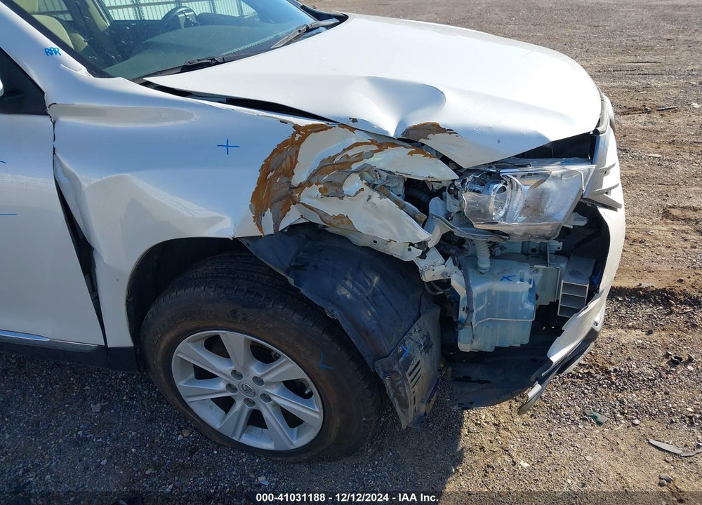 2013 TOYOTA HIGHLANDER BASE V6 VIN: 5TDZK3EH5DS122468