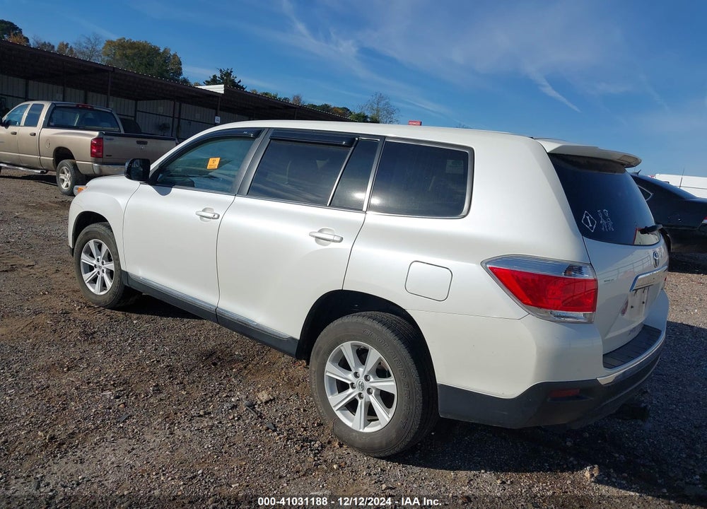 2013 TOYOTA HIGHLANDER BASE V6 VIN: 5TDZK3EH5DS122468