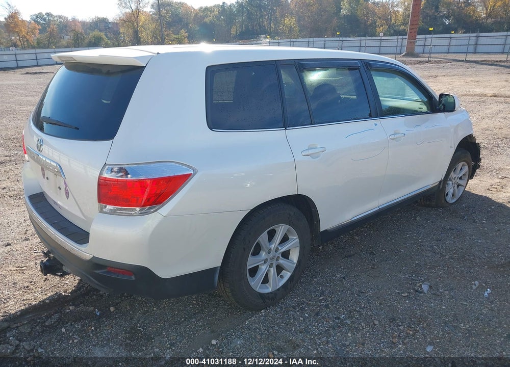 2013 TOYOTA HIGHLANDER BASE V6 VIN: 5TDZK3EH5DS122468