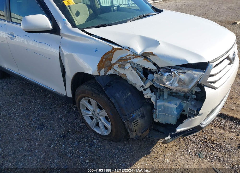 2013 TOYOTA HIGHLANDER BASE V6 VIN: 5TDZK3EH5DS122468