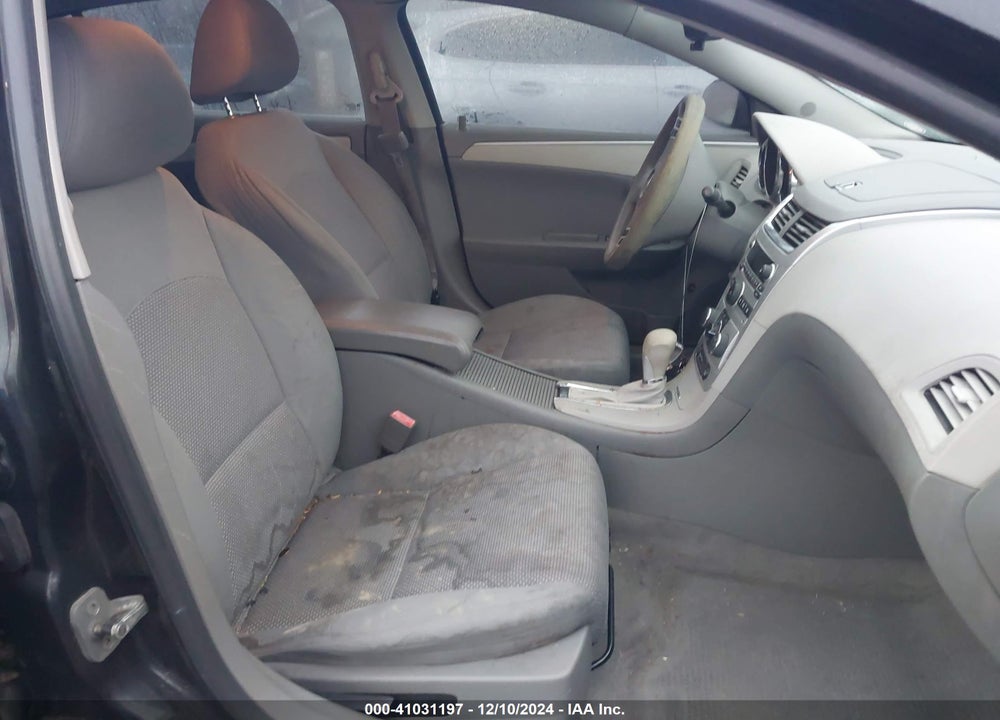 2011 CHEVROLET MALIBU LS VIN: 1G1ZB5E13BF187193