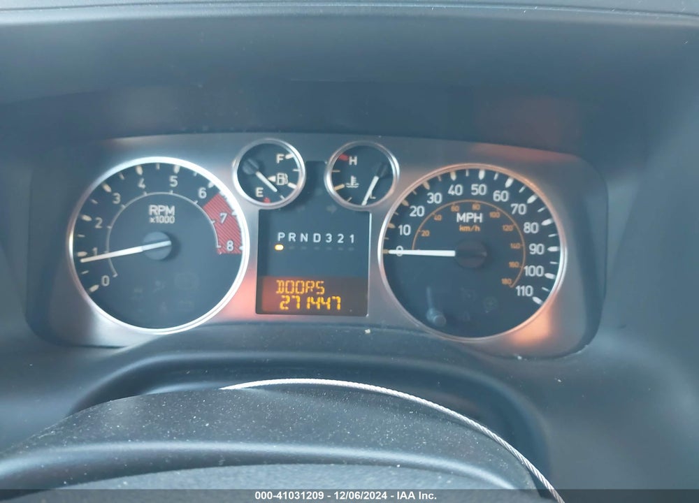 2007 HUMMER H3 SUV VIN: 5GTDN13E778187550
