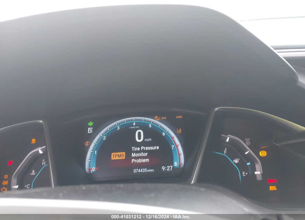 2016 HONDA CIVIC VIN: 19XFC1F85GE043061
