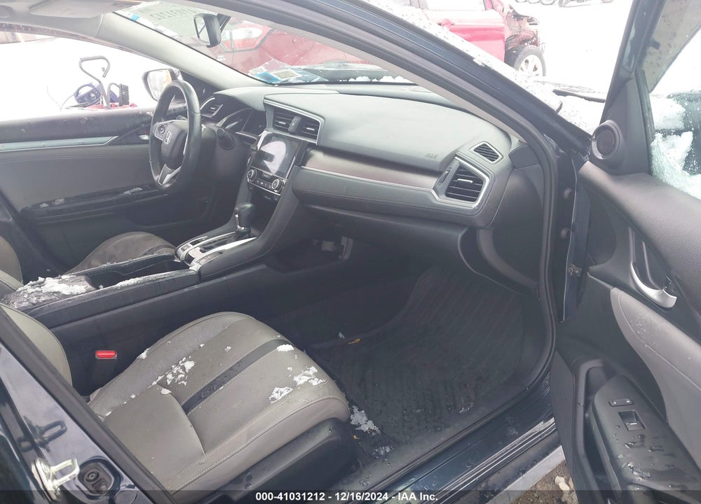 2016 HONDA CIVIC VIN: 19XFC1F85GE043061