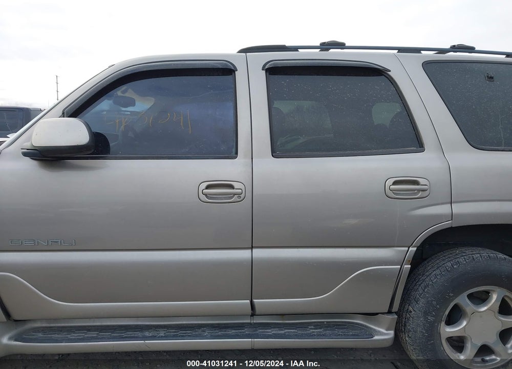 2001 GMC YUKON DENALI VIN: 1GKEK63UX1J171503