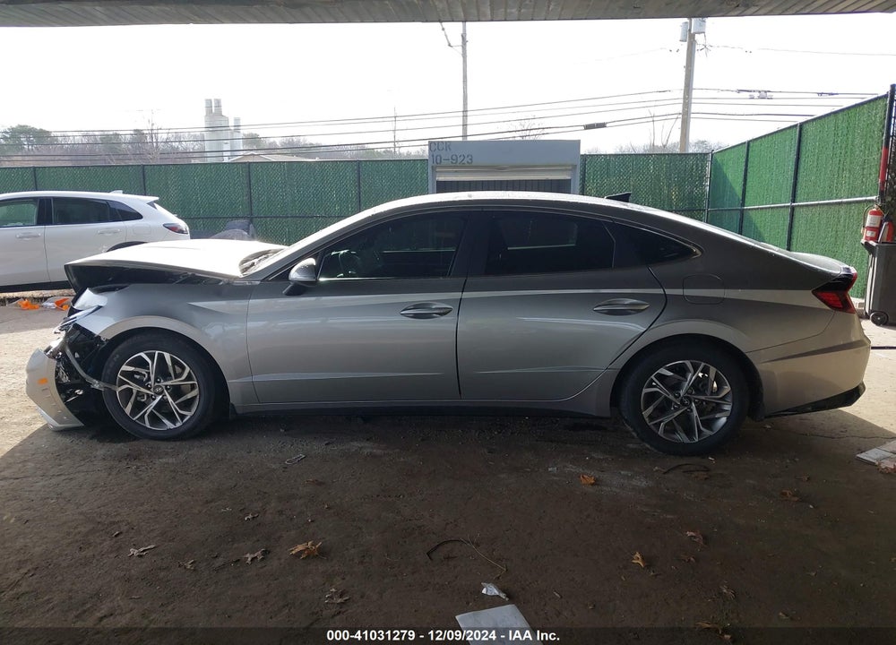 2021 HYUNDAI SONATA VIN: 5NPEF4JA4MH082956