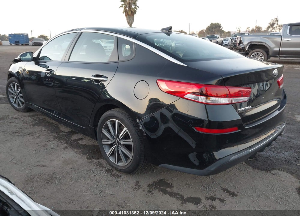 2019 KIA OPTIMA LX VIN: 5XXGT4L35KG362684