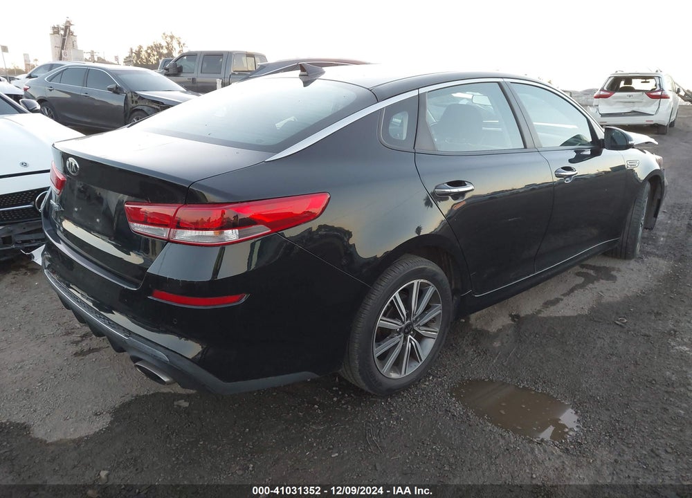 2019 KIA OPTIMA LX VIN: 5XXGT4L35KG362684